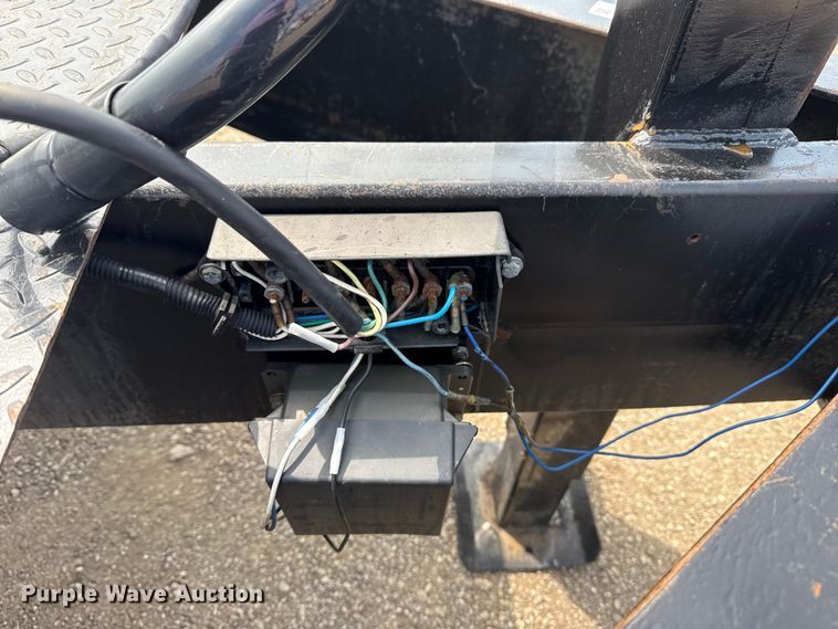 image for item NU9587 2014 SDP Manufacturing  utility trailer