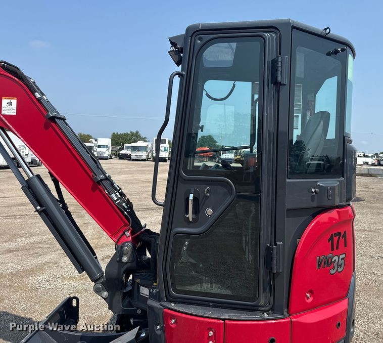 image for item NU9589 2023 Yanmar VIO35-6A mini excavator