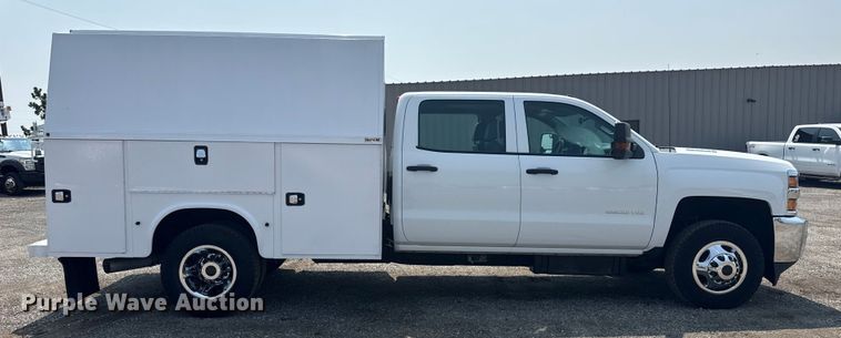 image for item NU9591 2016 Chevrolet Silverado 3500HD Crew Cab utility bed pickup truck