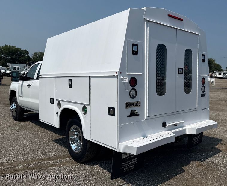 image for item NU9591 2016 Chevrolet Silverado 3500HD Crew Cab utility bed pickup truck