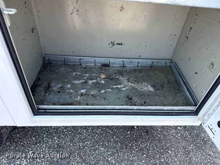 image for item NU9591 2016 Chevrolet Silverado 3500HD Crew Cab utility bed pickup truck