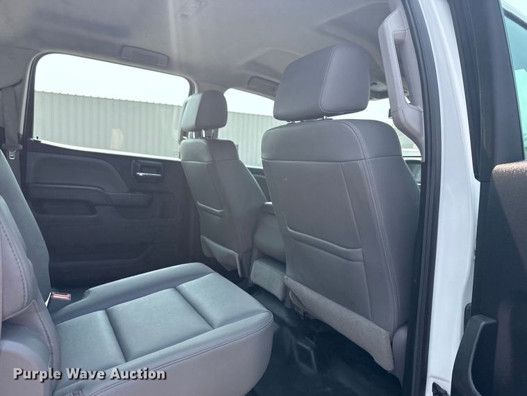 image for item NU9591 2016 Chevrolet Silverado 3500HD Crew Cab utility bed pickup truck