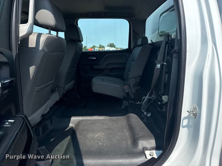 image for item NU9591 2016 Chevrolet Silverado 3500HD Crew Cab utility bed pickup truck