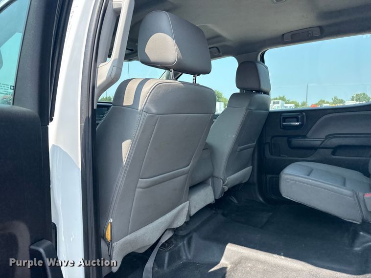 image for item NU9591 2016 Chevrolet Silverado 3500HD Crew Cab utility bed pickup truck