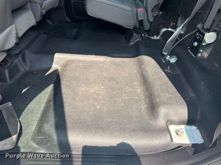 image for item NU9591 2016 Chevrolet Silverado 3500HD Crew Cab utility bed pickup truck