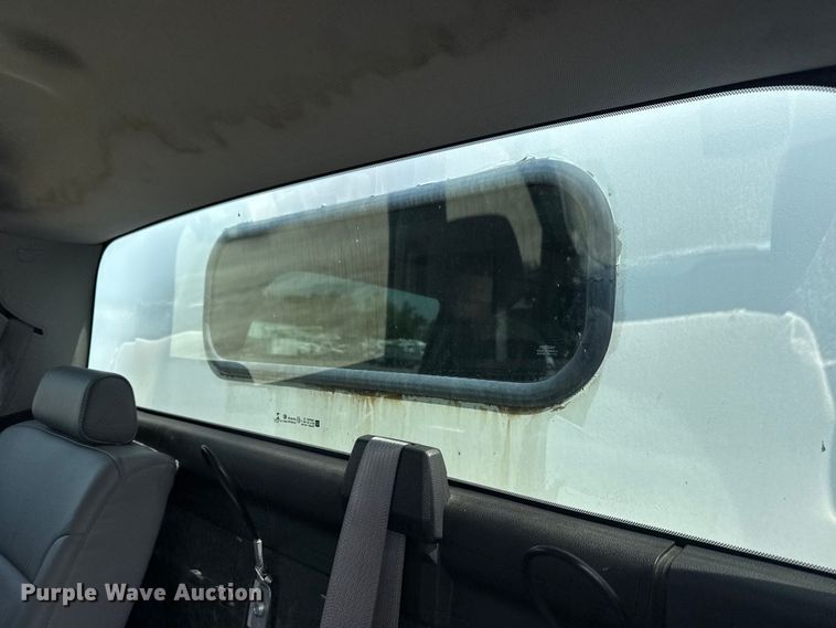 image for item NU9591 2016 Chevrolet Silverado 3500HD Crew Cab utility bed pickup truck