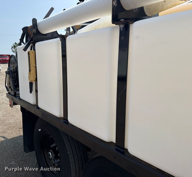 image for item NU9593 2023 Vermeer LP573XDT vacuum excavator