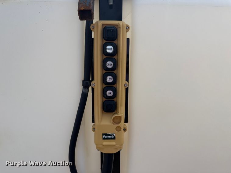 image for item NU9593 2023 Vermeer LP573XDT vacuum excavator