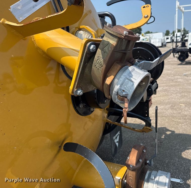 image for item NU9593 2023 Vermeer LP573XDT vacuum excavator