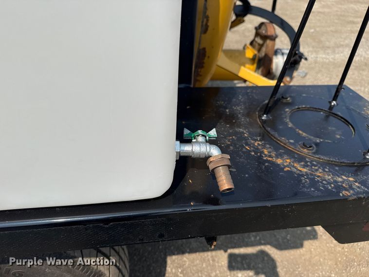 image for item NU9593 2023 Vermeer LP573XDT vacuum excavator