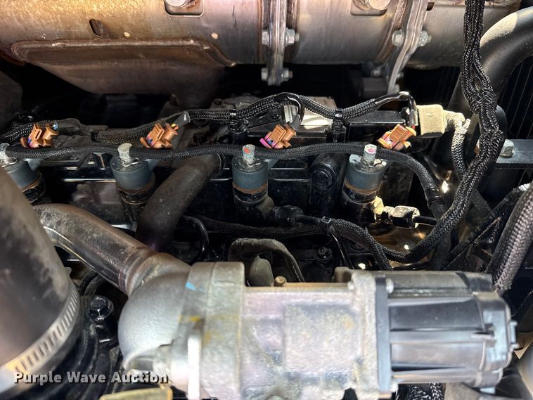 image for item NU9593 2023 Vermeer LP573XDT vacuum excavator