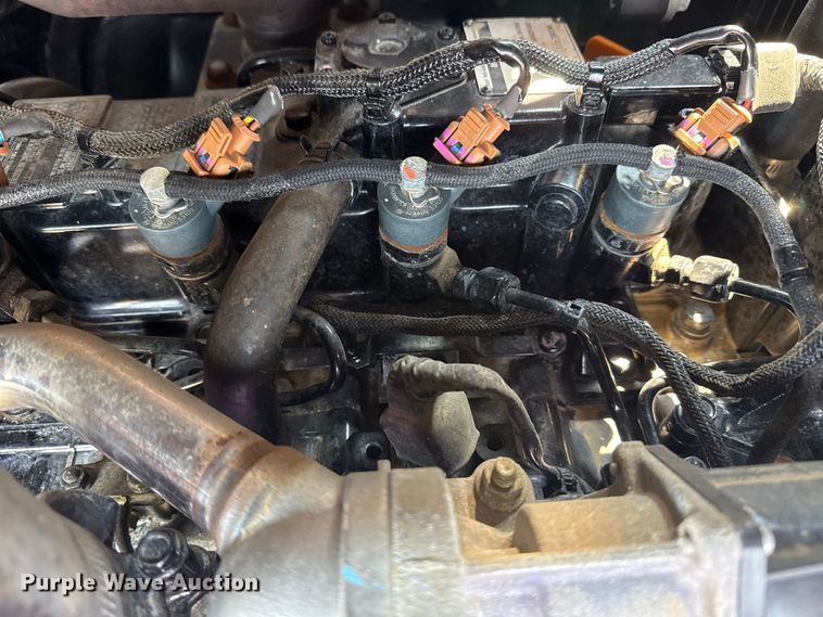 image for item NU9593 2023 Vermeer LP573XDT vacuum excavator