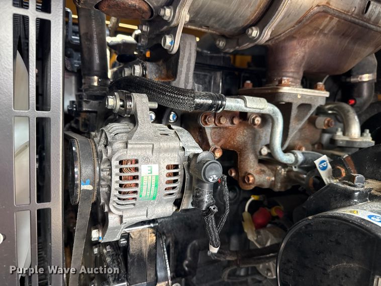 image for item NU9593 2023 Vermeer LP573XDT vacuum excavator