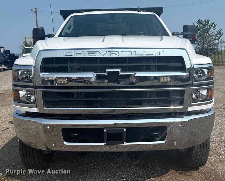 image for item NU9595 2022 Chevrolet Silverado 5500HD dump truck
