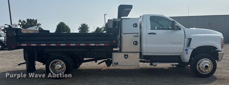 image for item NU9595 2022 Chevrolet Silverado 5500HD dump truck