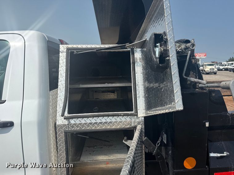 image for item NU9595 2022 Chevrolet Silverado 5500HD dump truck