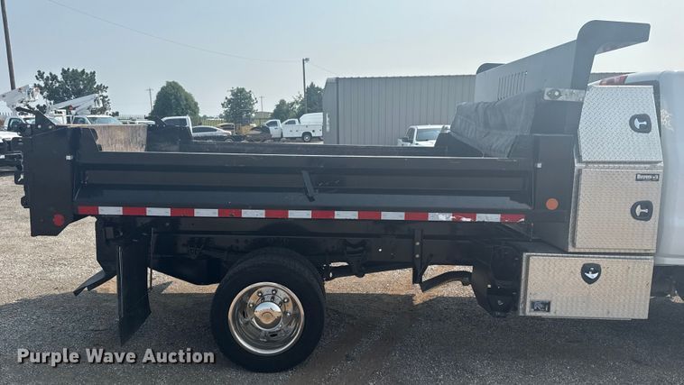 image for item NU9595 2022 Chevrolet Silverado 5500HD dump truck