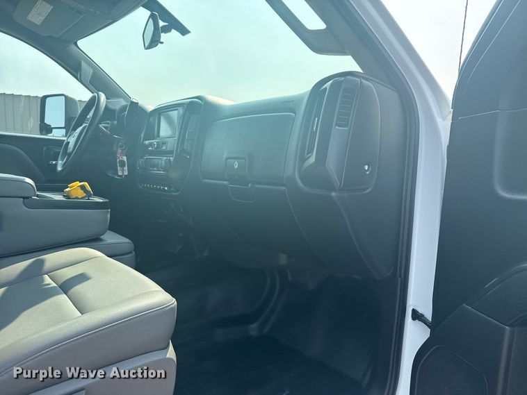 image for item NU9595 2022 Chevrolet Silverado 5500HD dump truck