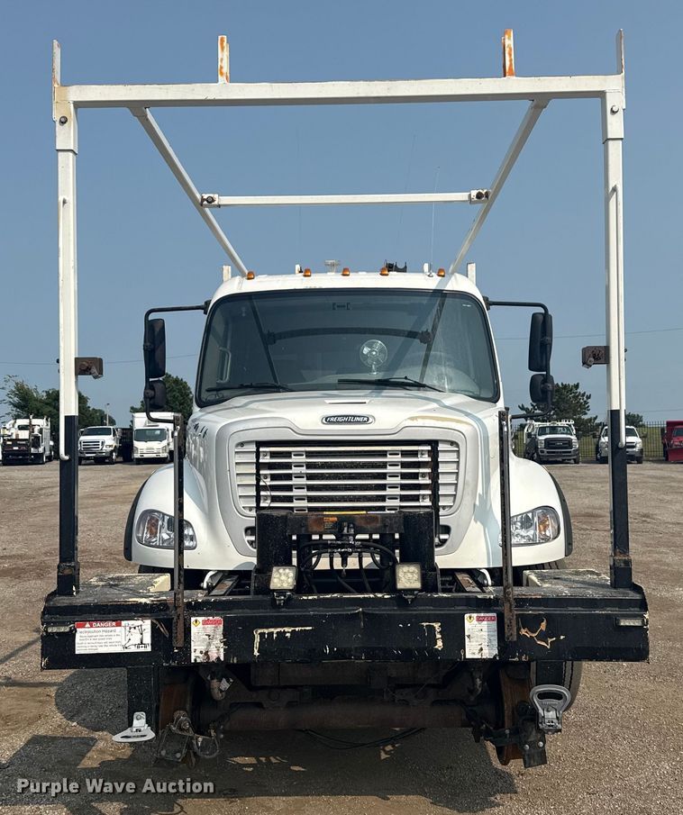 image for item NU9596 2012 Freightliner Business Class M2 crane truck