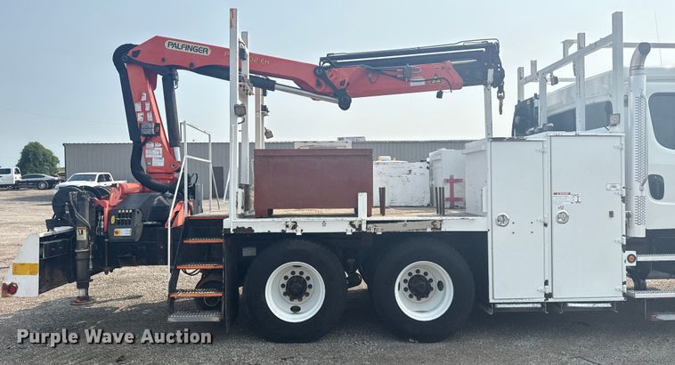 image for item NU9596 2012 Freightliner Business Class M2 crane truck