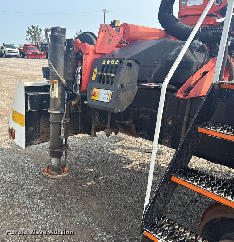 image for item NU9596 2012 Freightliner Business Class M2 crane truck