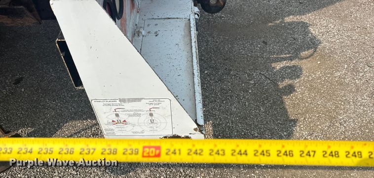 image for item NU9596 2012 Freightliner Business Class M2 crane truck