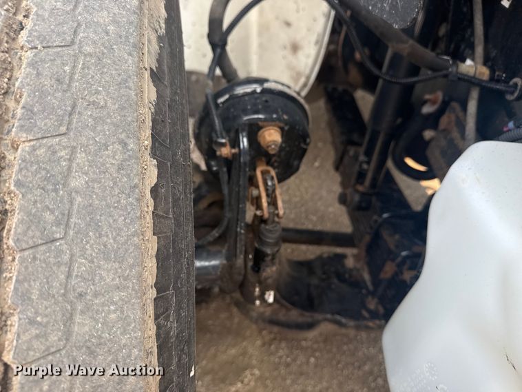 image for item NU9596 2012 Freightliner Business Class M2 crane truck