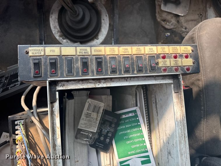 image for item NU9596 2012 Freightliner Business Class M2 crane truck