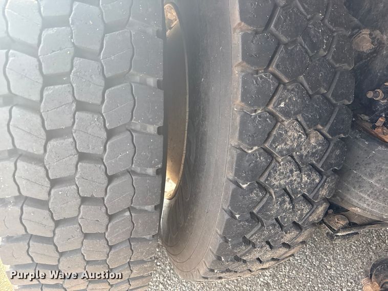 image for item NU9596 2012 Freightliner Business Class M2 crane truck