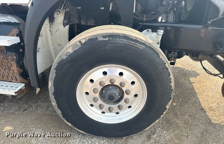 image for item NU9596 2012 Freightliner Business Class M2 crane truck