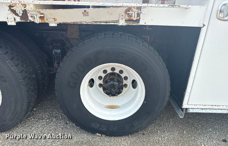 image for item NU9596 2012 Freightliner Business Class M2 crane truck