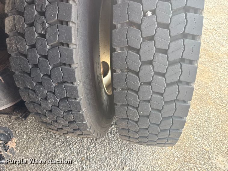 image for item NU9596 2012 Freightliner Business Class M2 crane truck