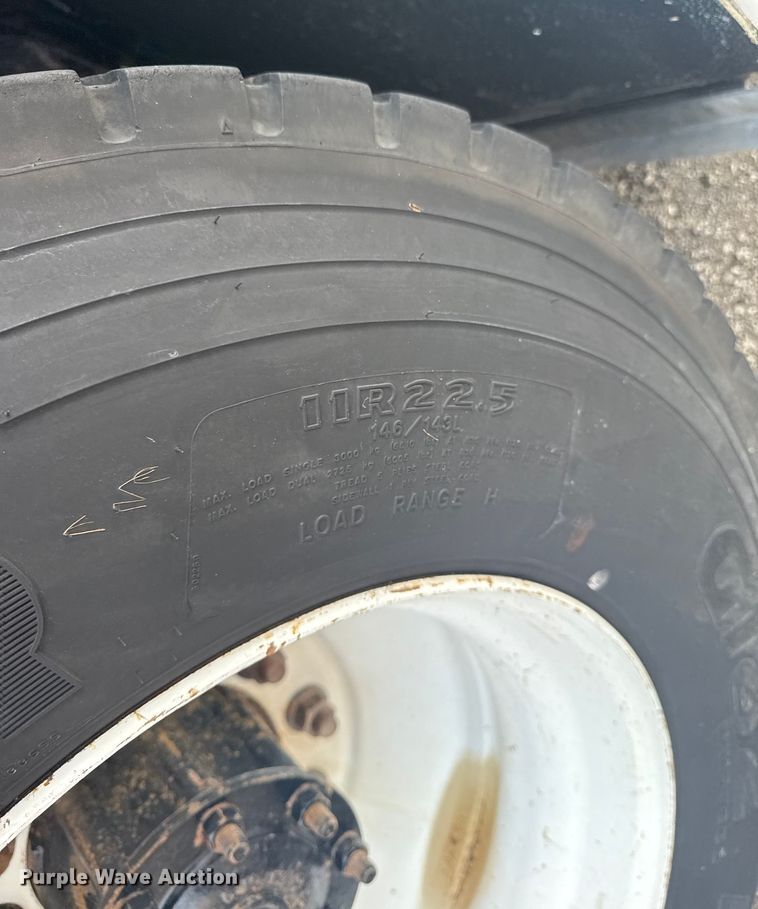 image for item NU9596 2012 Freightliner Business Class M2 crane truck