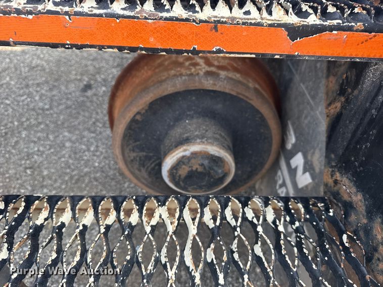 image for item NU9596 2012 Freightliner Business Class M2 crane truck