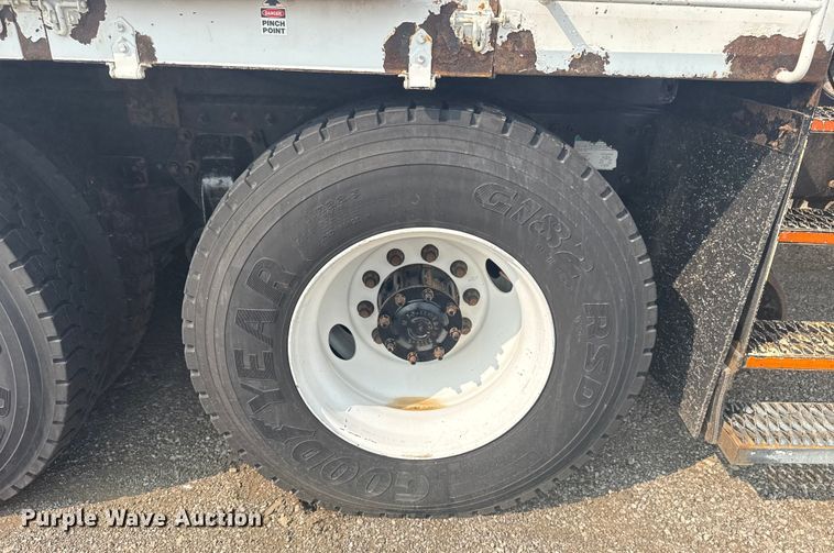 image for item NU9596 2012 Freightliner Business Class M2 crane truck