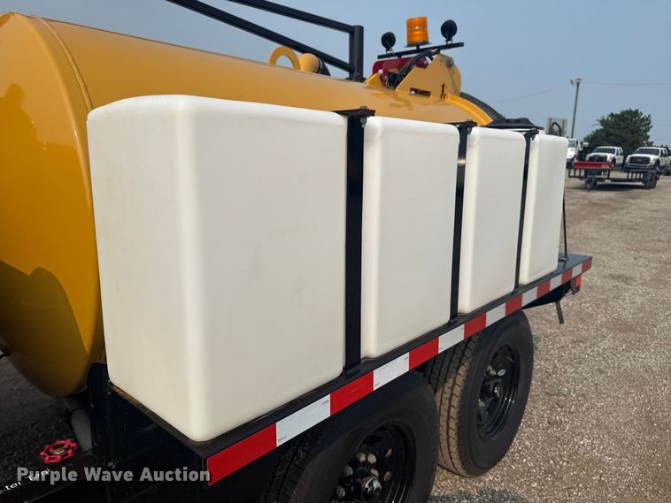 image for item NU9597 2023 Vermeer LP873SDT vacuum excavator