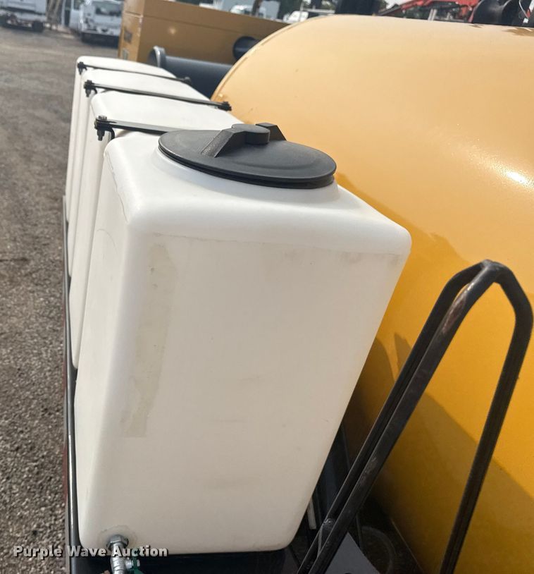 image for item NU9597 2023 Vermeer LP873SDT vacuum excavator