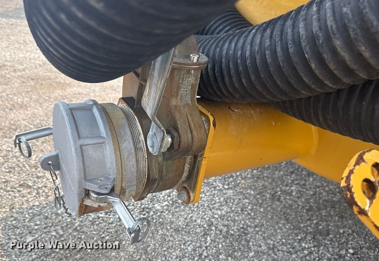 image for item NU9597 2023 Vermeer LP873SDT vacuum excavator