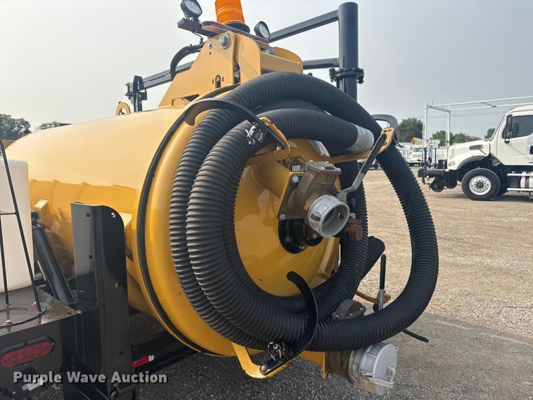 image for item NU9597 2023 Vermeer LP873SDT vacuum excavator