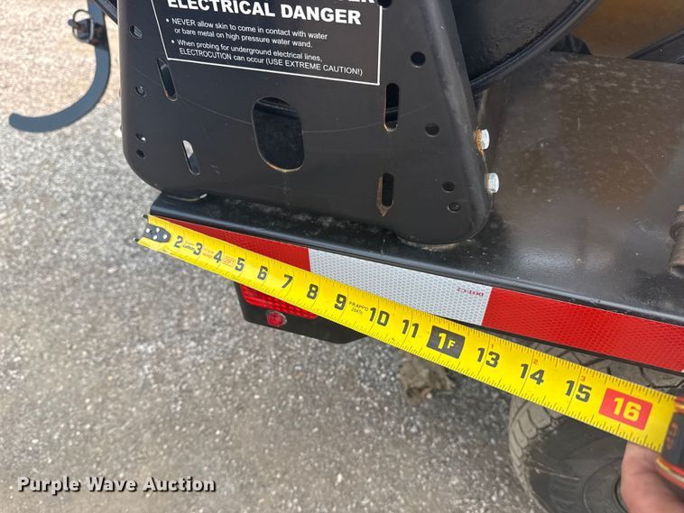 image for item NU9597 2023 Vermeer LP873SDT vacuum excavator