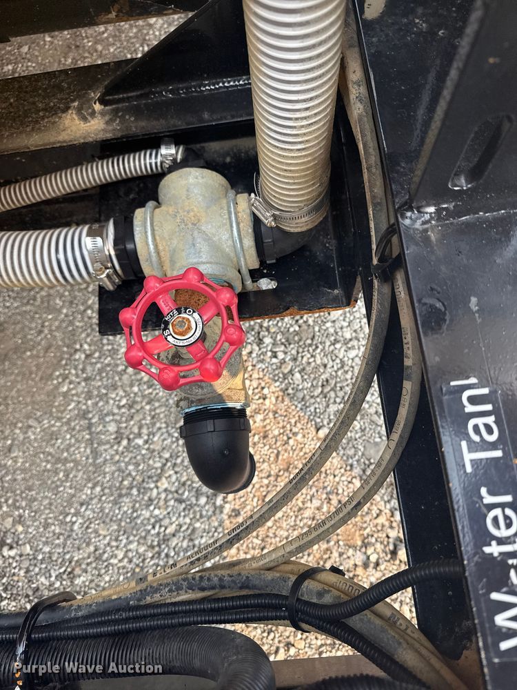 image for item NU9597 2023 Vermeer LP873SDT vacuum excavator