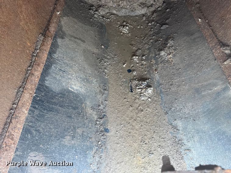 image for item NU9597 2023 Vermeer LP873SDT vacuum excavator