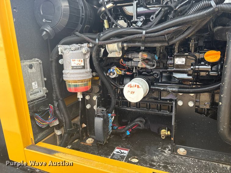 image for item NU9597 2023 Vermeer LP873SDT vacuum excavator