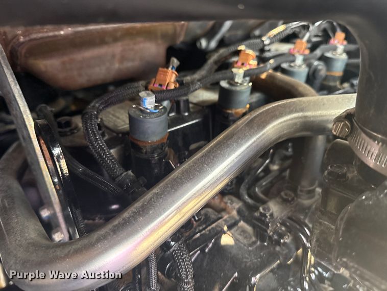 image for item NU9597 2023 Vermeer LP873SDT vacuum excavator