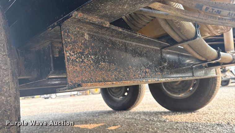 image for item NU9597 2023 Vermeer LP873SDT vacuum excavator