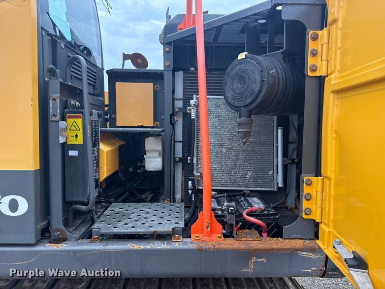 image for item NU9599 2017 Volvo EC140EL excavator