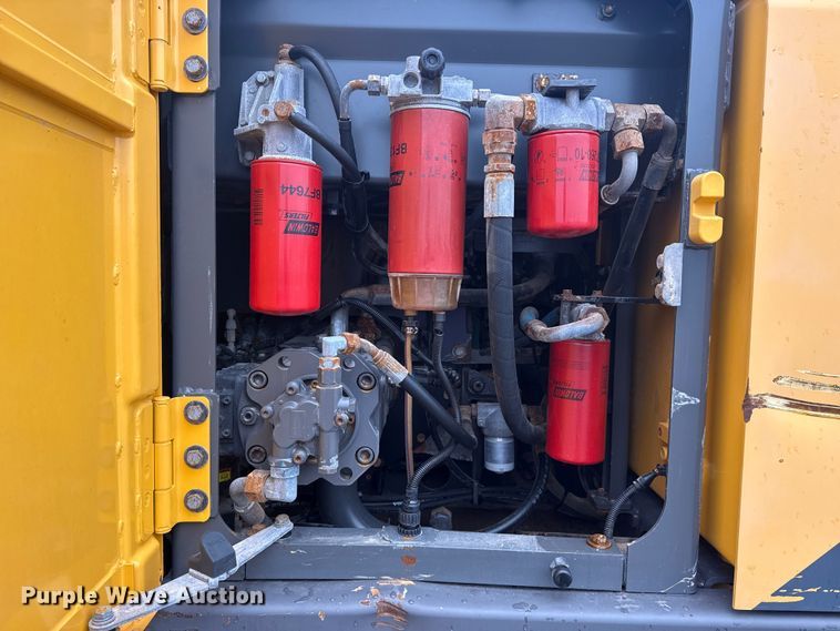 image for item NU9599 2017 Volvo EC140EL excavator