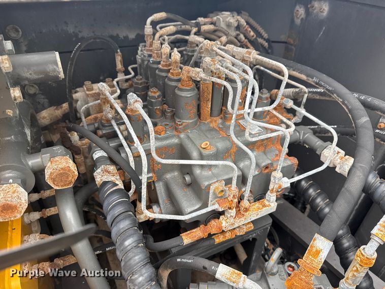 image for item NU9599 2017 Volvo EC140EL excavator