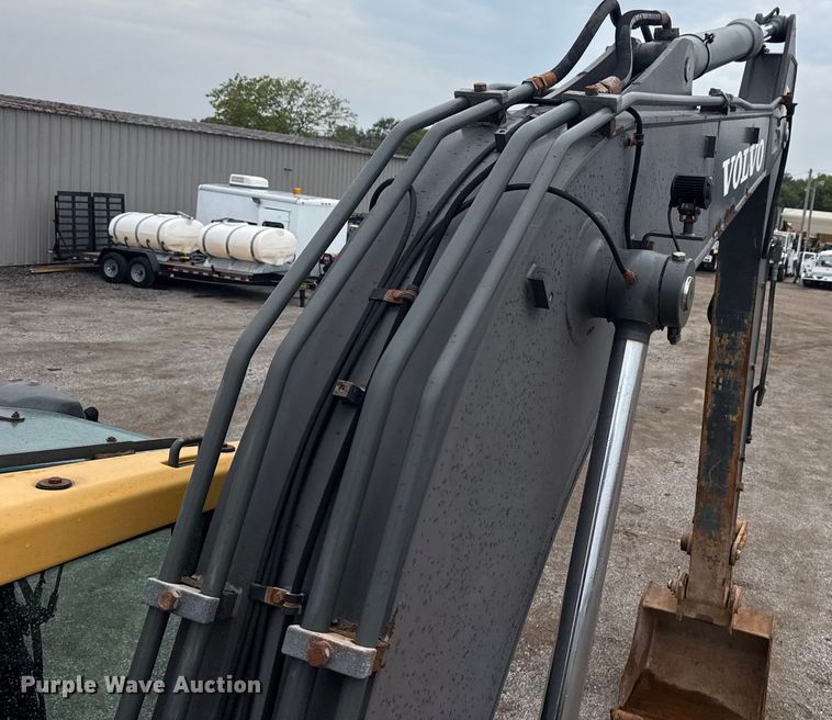 image for item NU9599 2017 Volvo EC140EL excavator