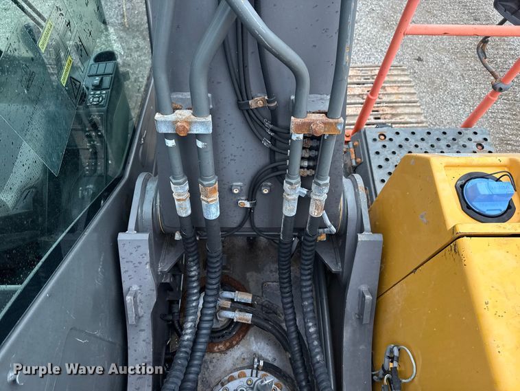 image for item NU9599 2017 Volvo EC140EL excavator